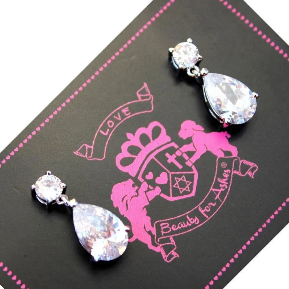 6.7ct Tear Drop Cz Earrings - New w/Tags